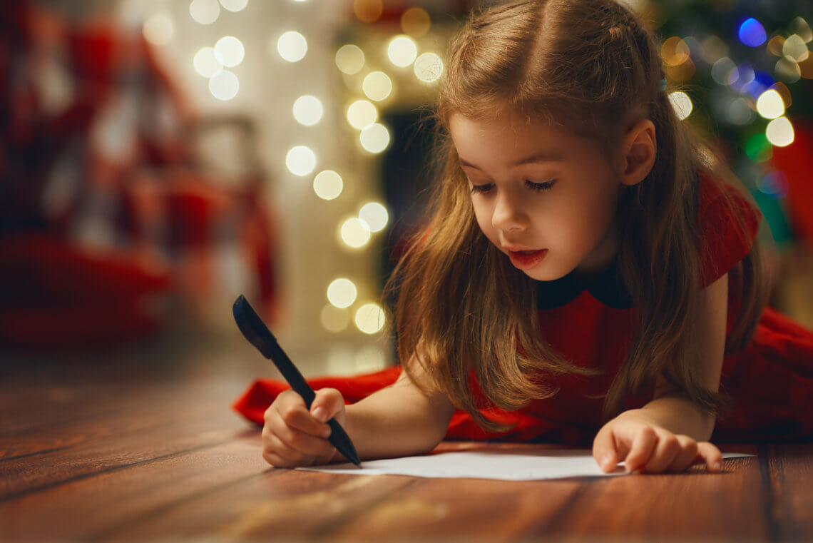 Jak nauczyć dziecko pisać? Przygotuj je do zdobycia nowej umiejętności!